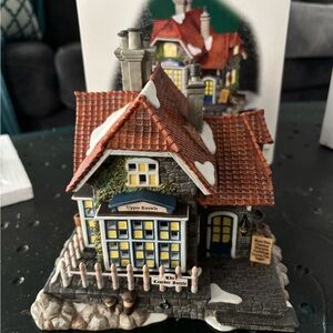 Department 56 Dickens Village Series - “The Leather Bottle”